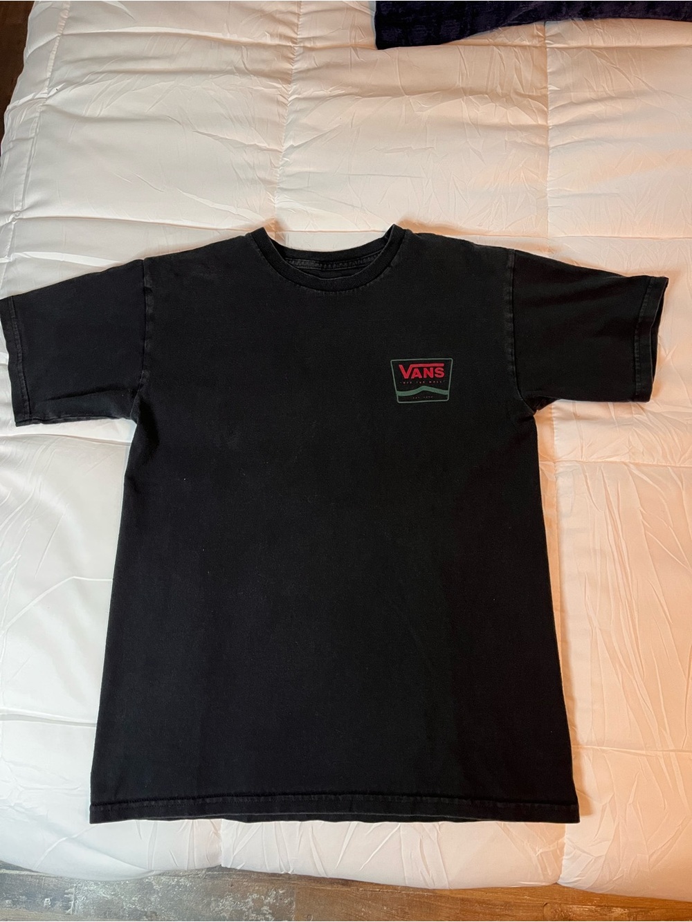 Boy’s Vans Black Crewneck Tee with Subtle Neck Print Sz S